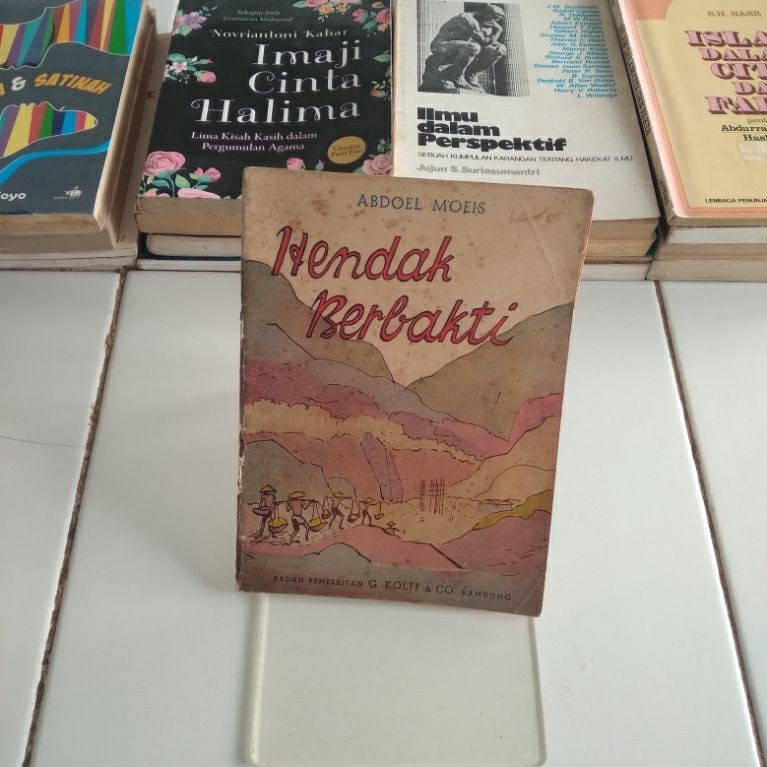 abdoel moeis hendak berbakti