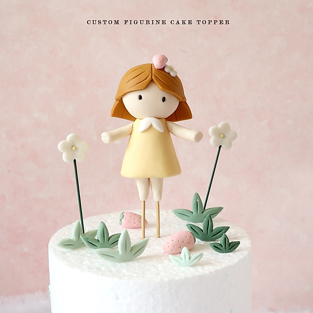 1 set little girl cake topper/custom cake topper/ girl cake topper/ cake topper