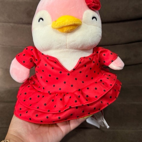[BARU] Boneka kado/koleksi Pinguin Gaun merah miniso life newtag original