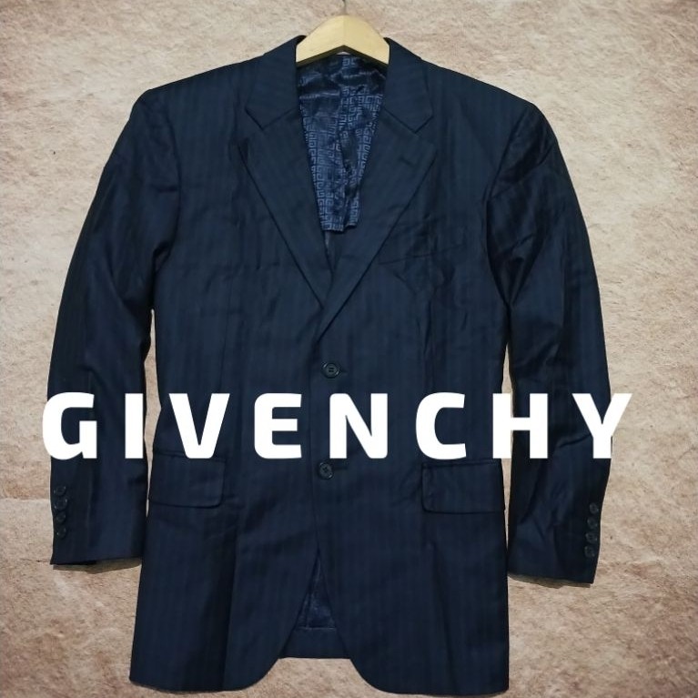 blazer GIVENCHY bahan kain jatoh slimfit bekas pakai recomend