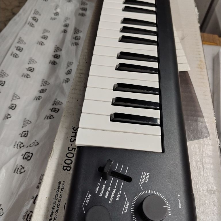 KEYTAR YAMAHA SONOGENIC shs500