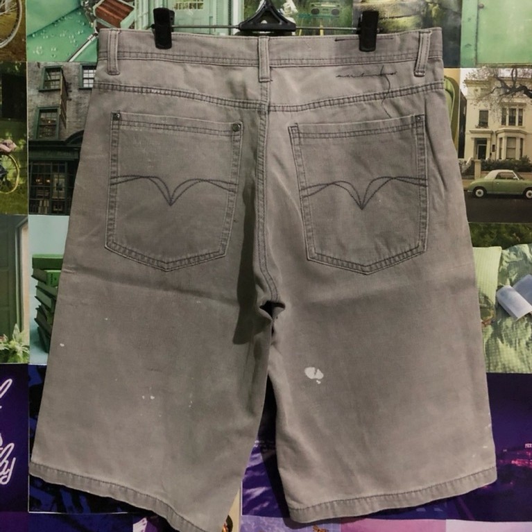 Eldest Short Jeans Size 36 Preloved