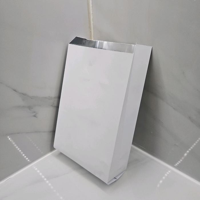 

Paperbag Flat Alumunium 16x8x29cm Tahan Panas, Dingin, Minyak, Air