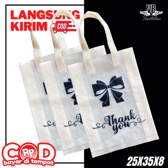 

( Isi 50 Biji ) Tas Hajatan Serbaguna Muat Box Nasi Tas Gift Souvenir Siap Kirim Press Tali 25.35.8 - Krem, PRESS Thankyou