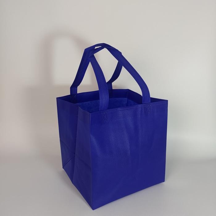 

(60 Pcs) Tas Hajatan 20x20 Tinggi 26 cm / Tas Box Nasi / Tas Spunbond - Biru Tua