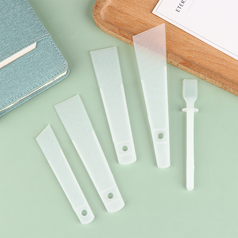 

5Pc/Set 15mm 20mm 30mm 40mm White Plastic Gumming Board Smear Glue Scraper Handmade Carving Stitching Sewing Leather Craft Tool