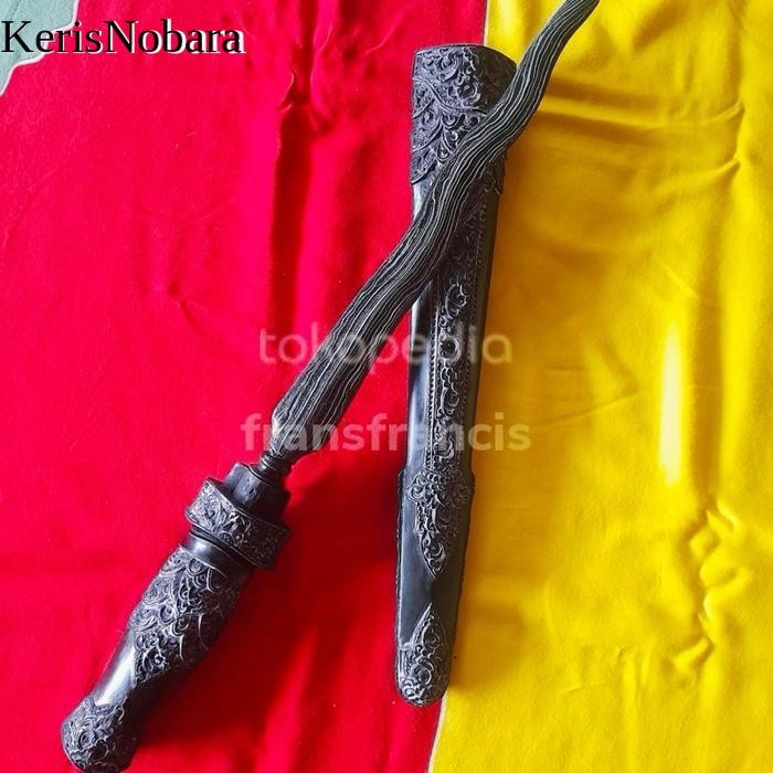 TransFrancis Warangka Tombak Deder Keris TMB776 Ukiran 3D Kayu Kemuning Mirip Tulang Pengiriman Luar