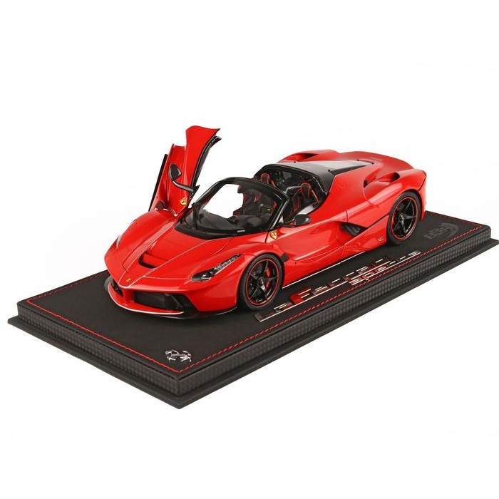 1/18 BBR MODELS FERRARI LAFERRARI APERTA ROSSO CORSA 322 with BASE DIECAST