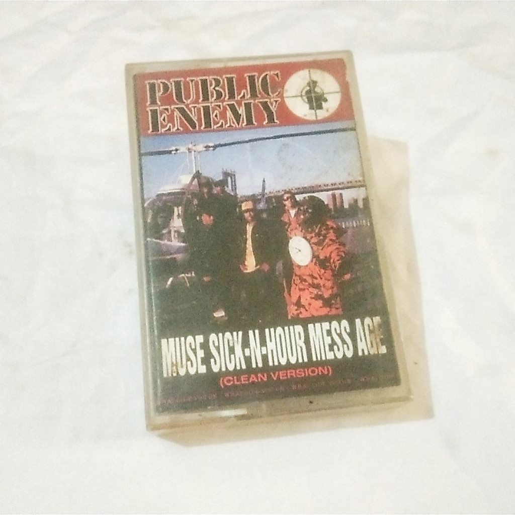 Kaset Original PUBLIC ENEMY ( MUSE SICK-N-HOUR MESS AGE)  CLEAN VERSION  "RARE"