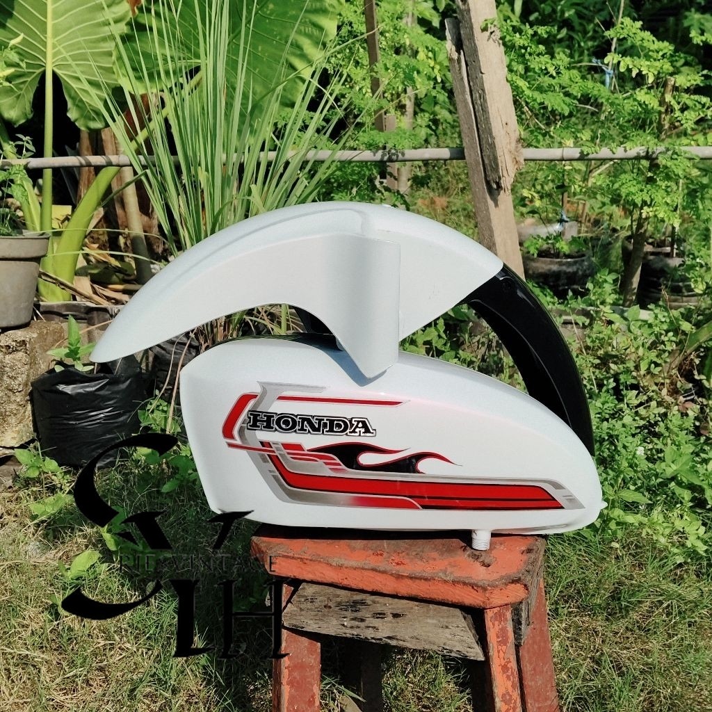 tangki honda cb100 125 press galvanis putih lembayung merah set slebor tangki putih