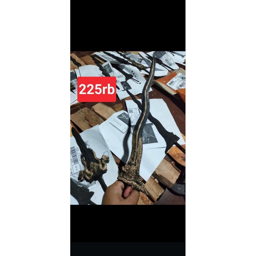keris Pandawa naga raja kinatah pamor Keleng sepuh majapahit