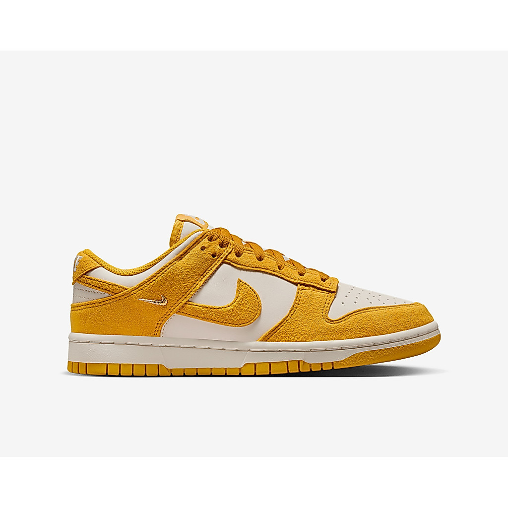 Sepatu Sneakers Nike Wanita Dunk Low Pale Ivory IB4417-101 Hoops Indonesia