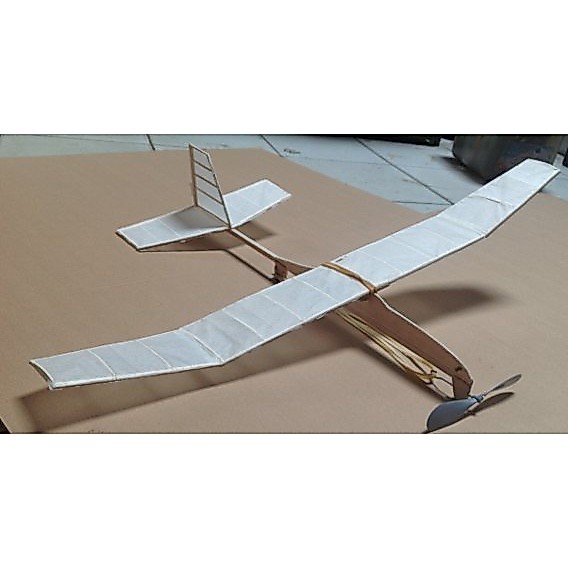 Pesawat Model PELANGI 70 RUBBER POWERED GLIDER