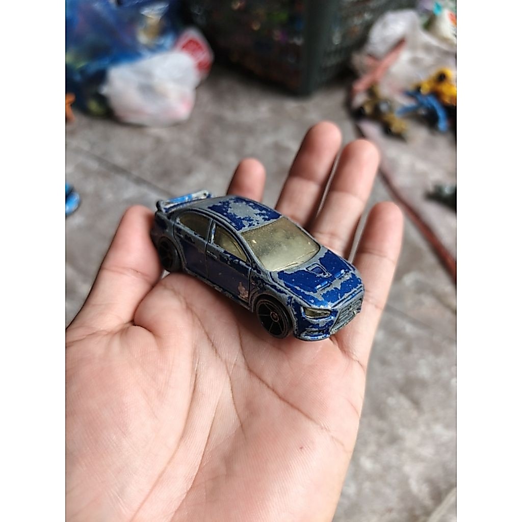 diecast hotwheels lancher evolution