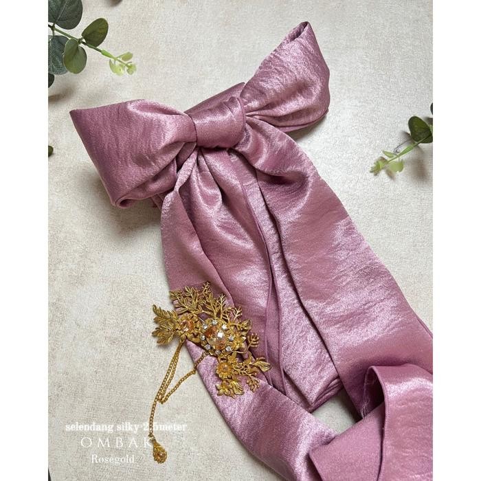 Selendang Kebaya Silk Metalik Ombak 2.5meter - Rosegold