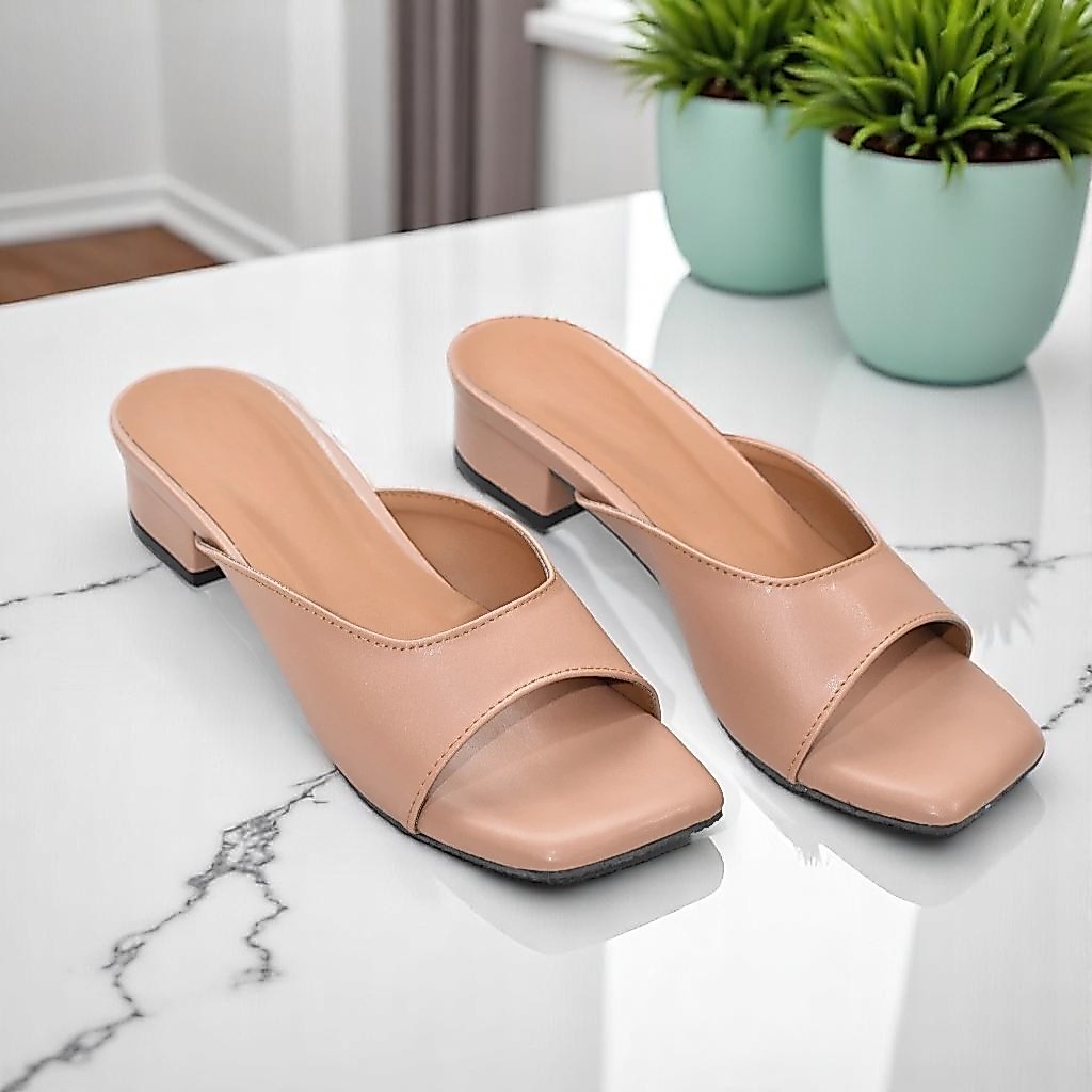 Sandal wanita kekinian kokop hak tahu 3cm  kokop Laura  js 24