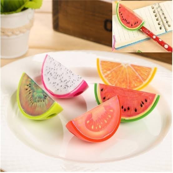 

Rautan Pensil Mini Bentuk Buah – Alat Tulis Unik dan Imut untuk Anak serta Dekorasi Meja Belajar