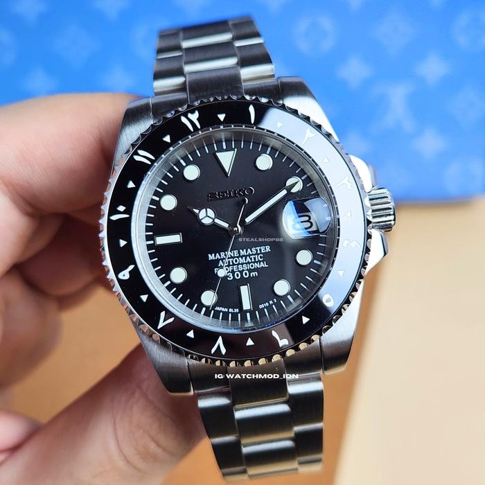 Seiko Submariner Black Arabic Bezel Automatic