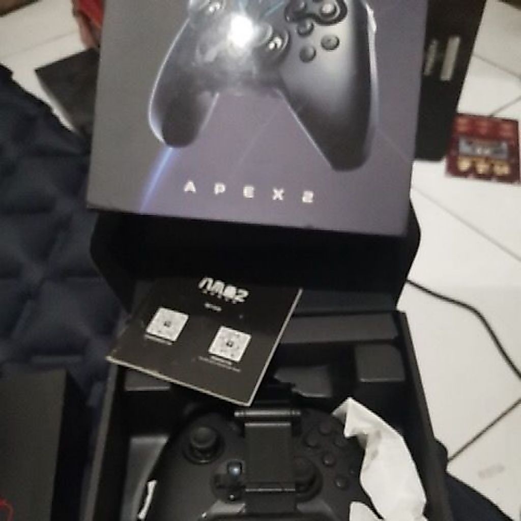 Flydigi Apex 2