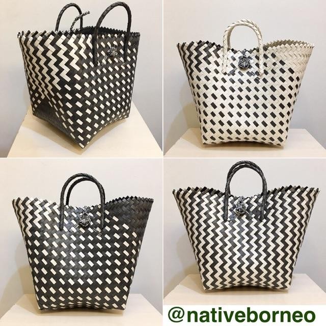 

Kana Bag Mono [H005] - Tas Anyaman Plastik, Tas Parcel, Tas Hampers, Tas Souvenir, Tas Sembako Murah - Warna by Summerstore id