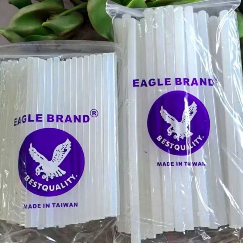 Eagle Brand Lem Lilin Besar Kecil   Refil Lem Tembak