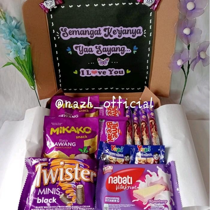 

Hampers Snackbox Ungu/ Kado wisuda, kado anniversary, kado Ulang tahun - Paket 35, Birthday