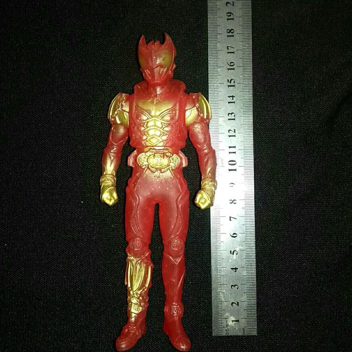 MAINAN... RHS/Rider Hero Series Kamen Rider Kiva Glowing Red transparan