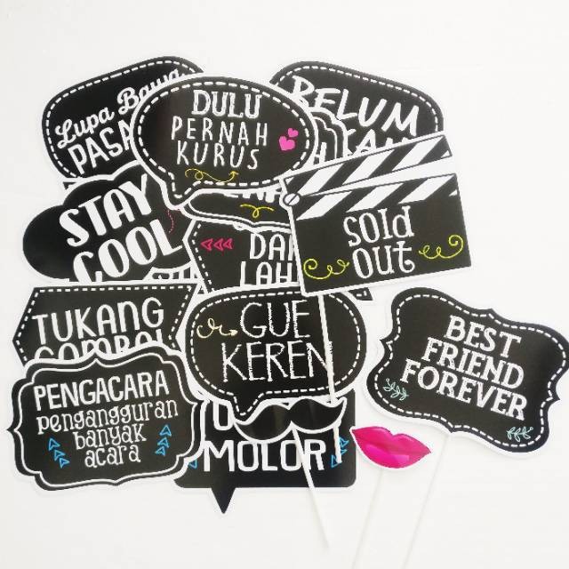 REUNI BLACK WHITE Fun Props Photobooth Aksesoris Foto Dekorasi Souvenir Pesta Photo Props