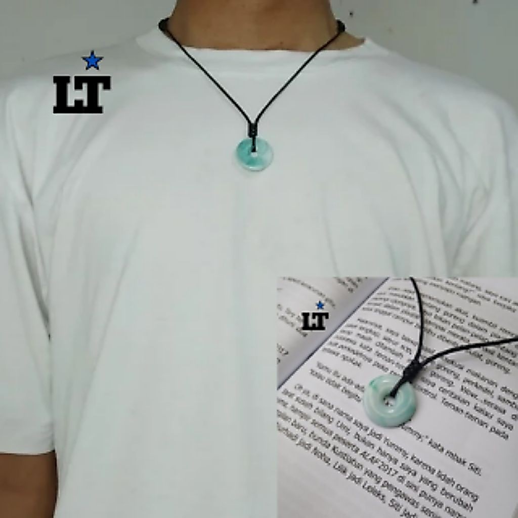 kalung giok // kalung tali hitam liontin motif giok