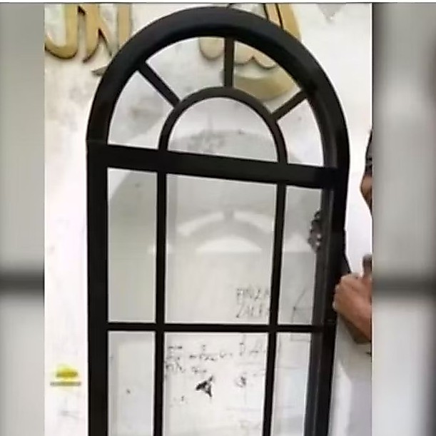 jendela lengkung T90 x L60 kaca mati #0258