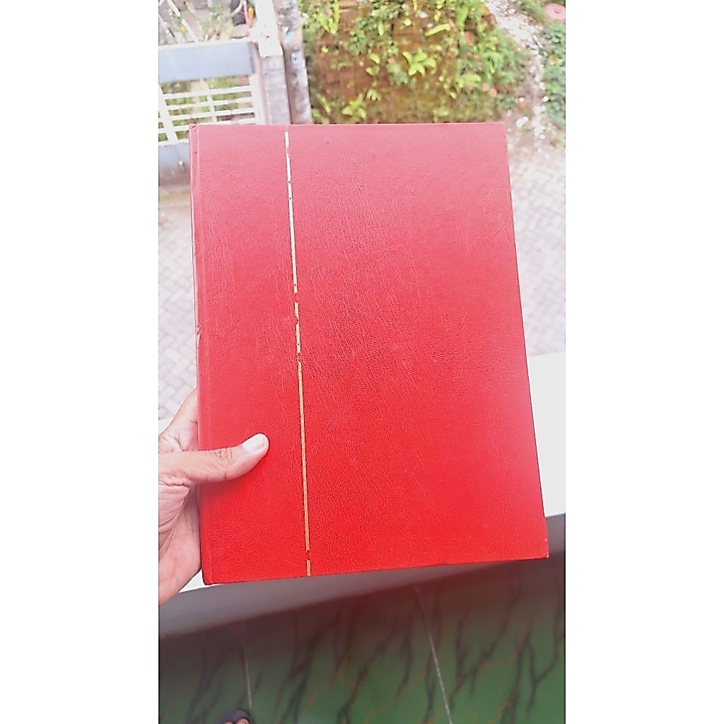 Album perangko hard cover
