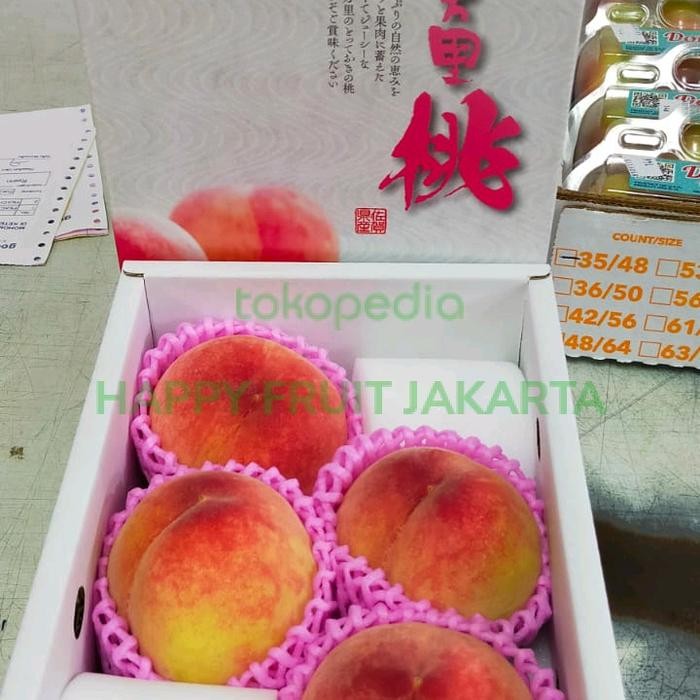 

Peach Jepang White super manis dan wangi lembut 4 pics / Box