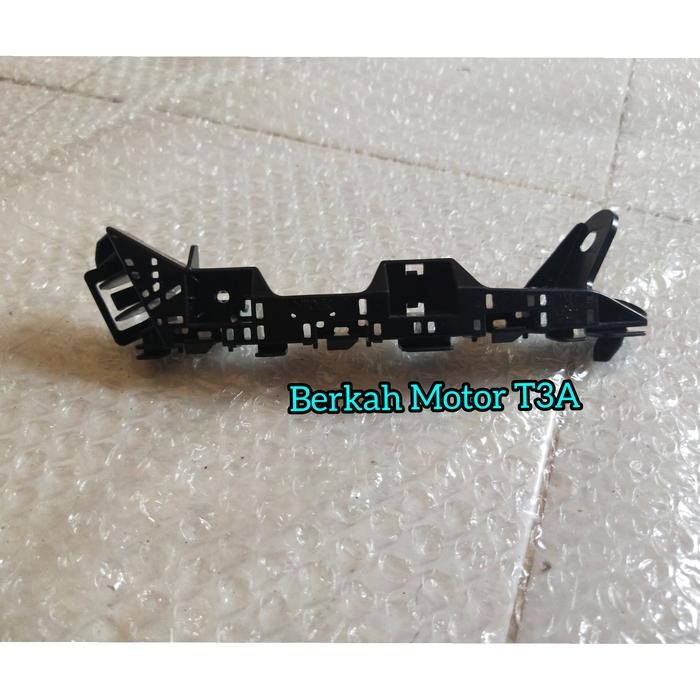 breacket bumper depan jazz rs/dudukan bumper 2014-2019 plastik dudukan best