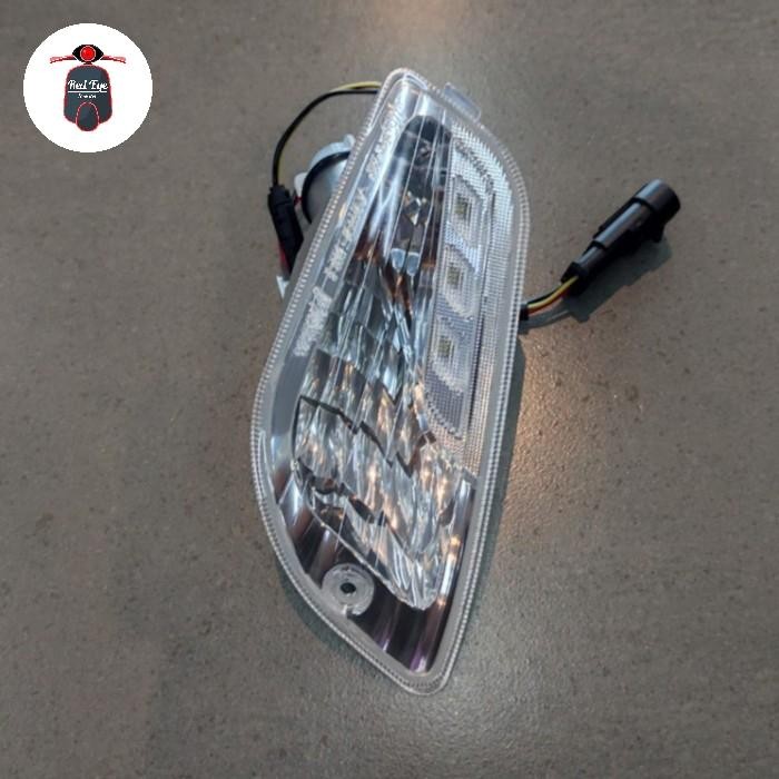 57G Lampu Sein Kanan Vespa S - LX Facelift Original