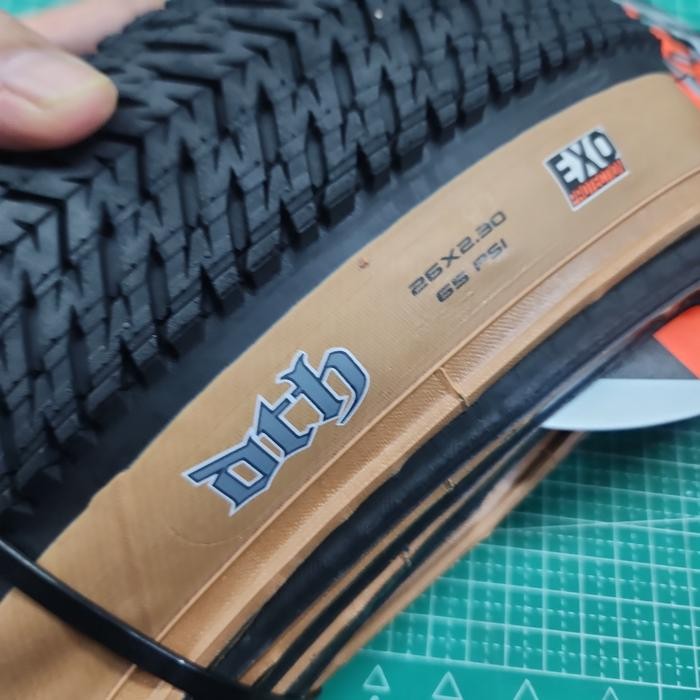 Ban Luar 26 Tan wall Maxxis DTH 26 x 215 Dan 26 x 230 Kevlar harga satuan  Best Quality