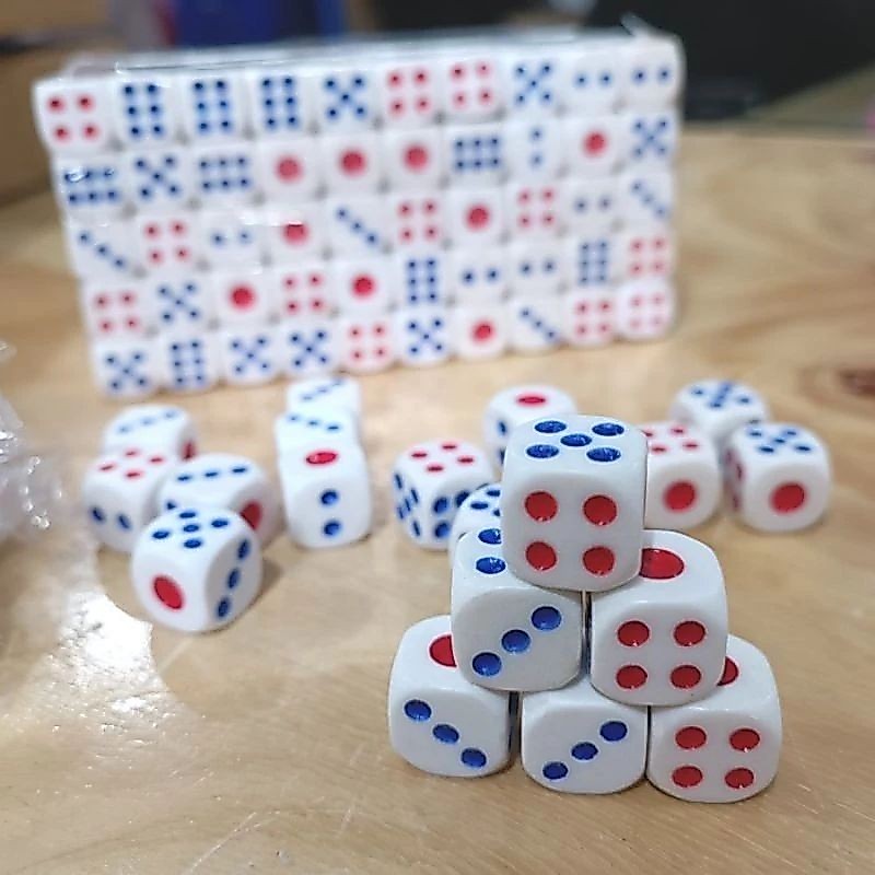 12mm 13mm Dadu Plastik Dadu Nomor Titik Dadu Mainan Board Game Dadu Kecil 100pcs
