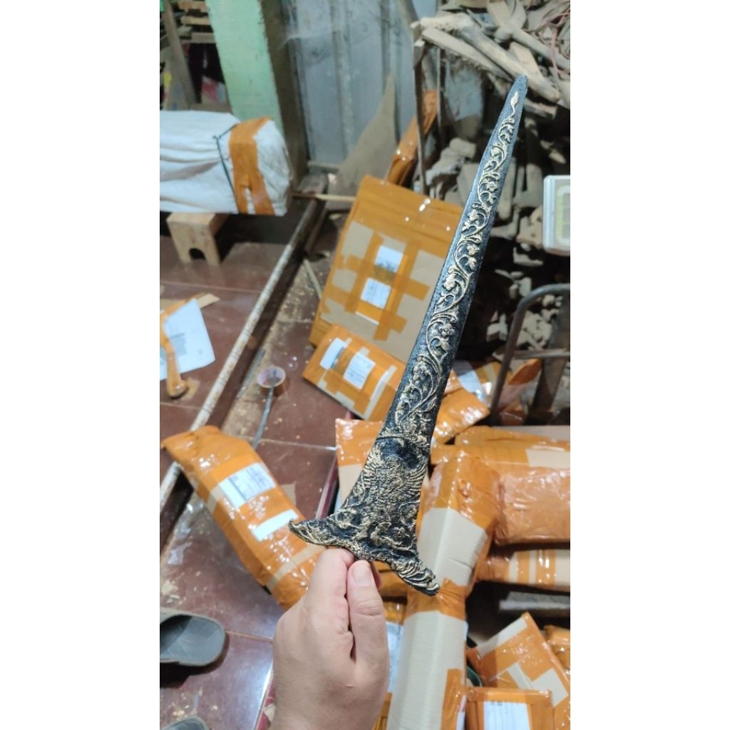 

keris langitan sepang raja kinatah istimewa