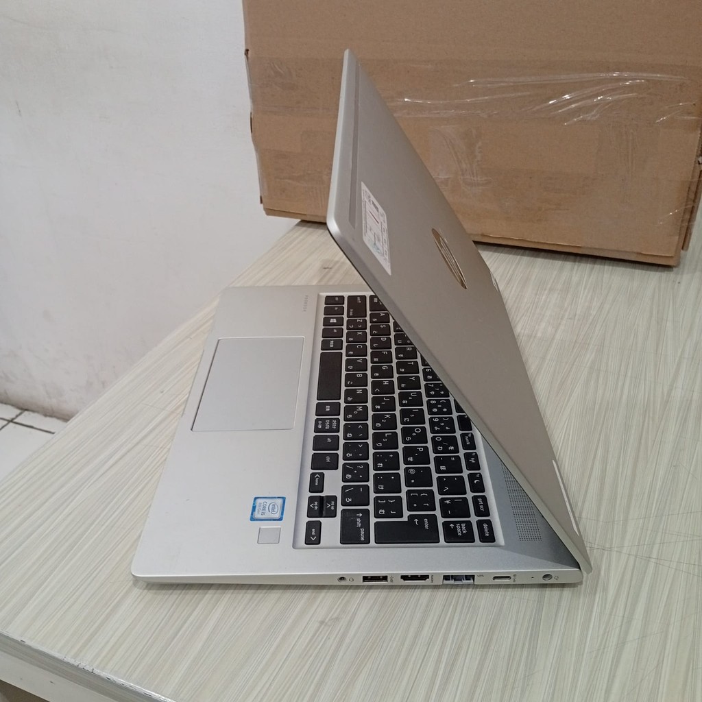 HP 830 G6 ram 8GB core i5 gen8 ssd  256gb