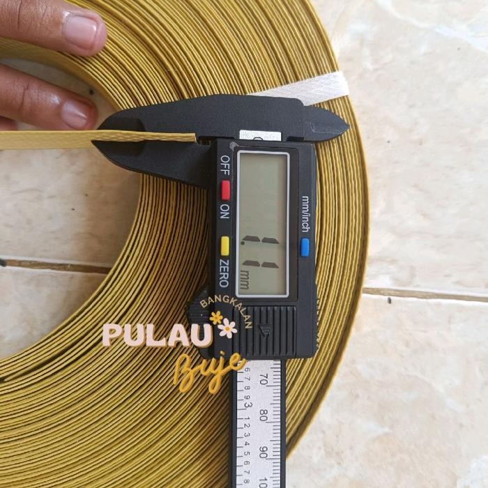 Sendaren Layangan Tali Peti Tipis ±4 Meter – Kuning | Tebal ±1mm | Lebar ±1,7 cm