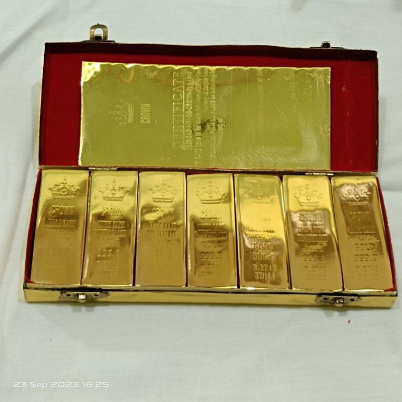 063 barang antik kuningan sari satu bok box 1 slop usi 21 batang logo crown atau mahkota sepuh warna