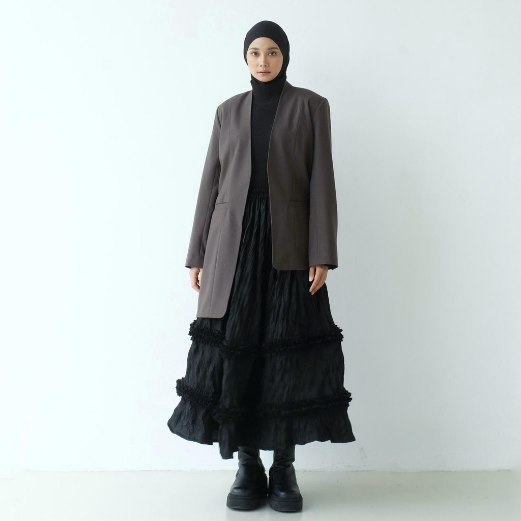 Rashawl Pandara Skirt Black