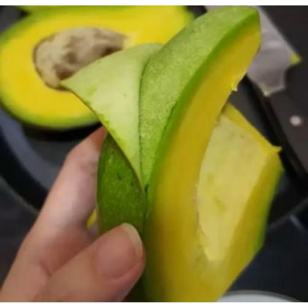 

^ Alpukat mentega premium 1kg isi 4-5 cod ^