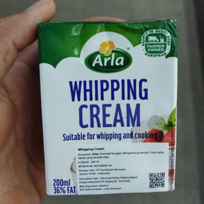 

arla whipping cream 200ml untuk kueh