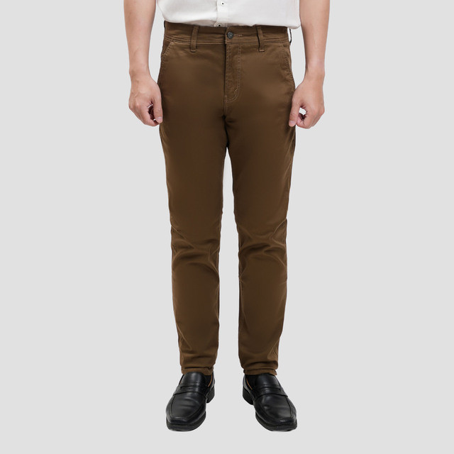 Lois Slim Stretch Fit Celana Chino Pria 122848769