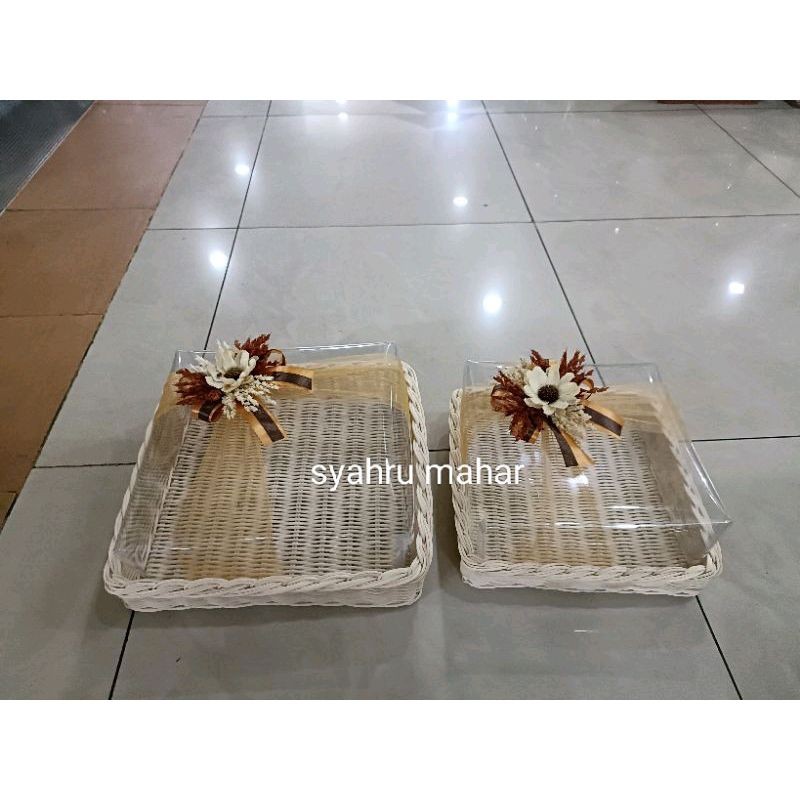 kotak hantaran kue/kotak kue rotan/kotak rotan mika/kotak seserahan kue/kotak makanan