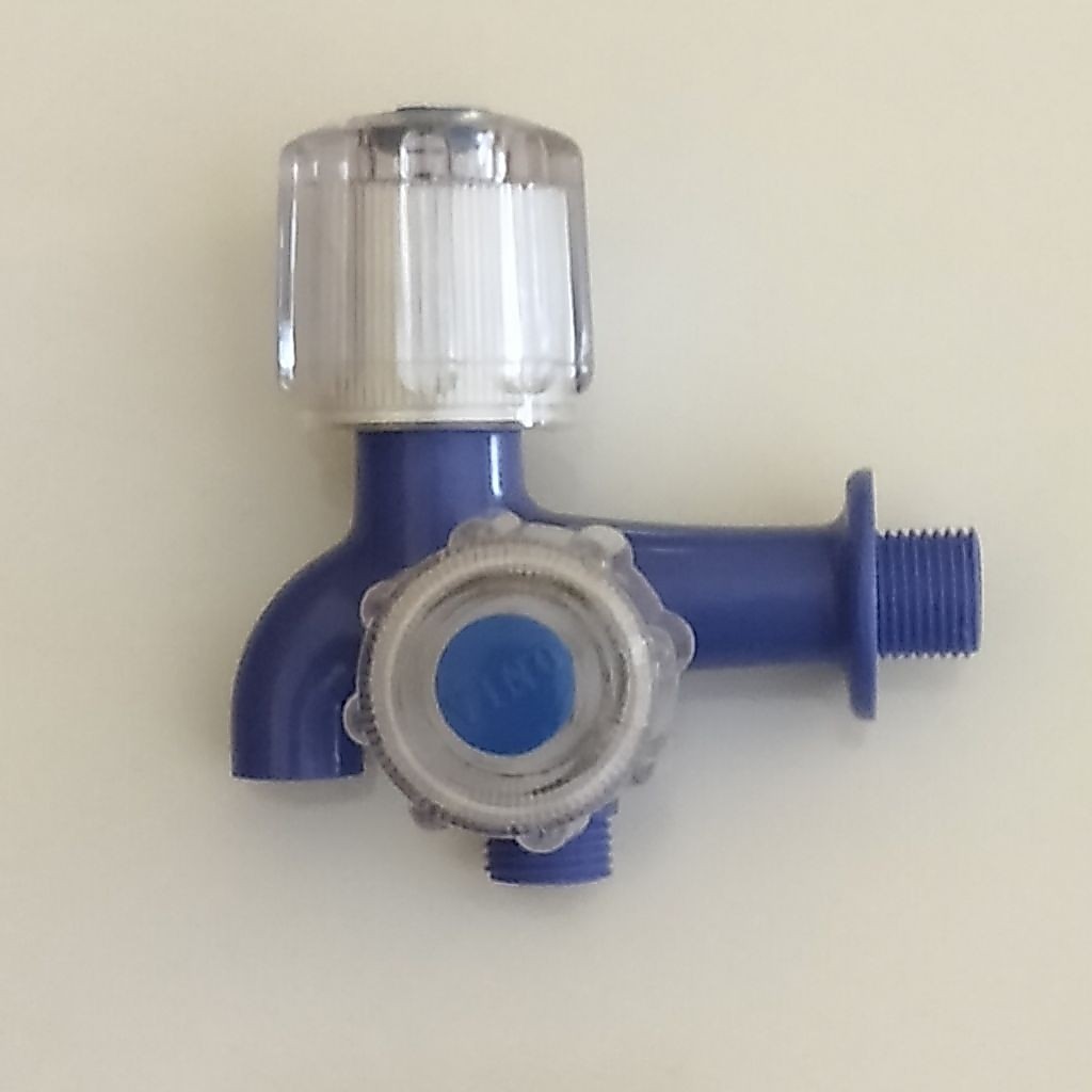 Kran air cabang 2 vino PVC