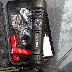 TergacorPaket lengkap Senter LED Tactical 200000 Lumens Xhp 50 -  Kualitas Cahaya Super TerangTerbai