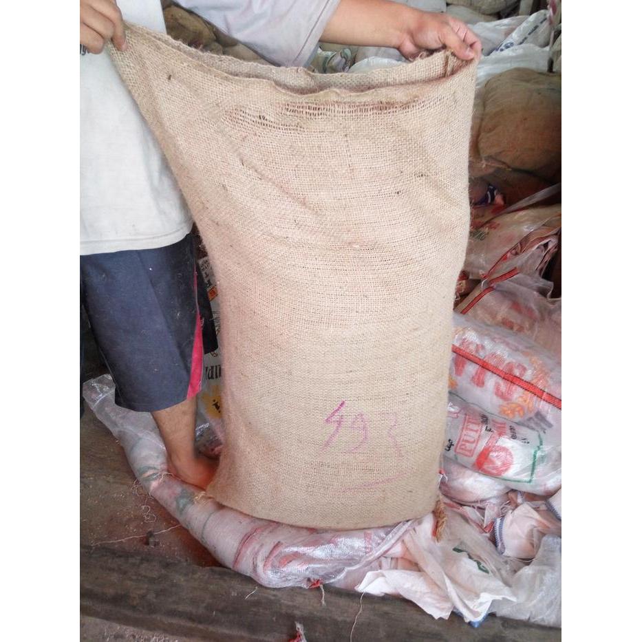 Karung goni 50kg - polos               KHADIJAHORISTORE