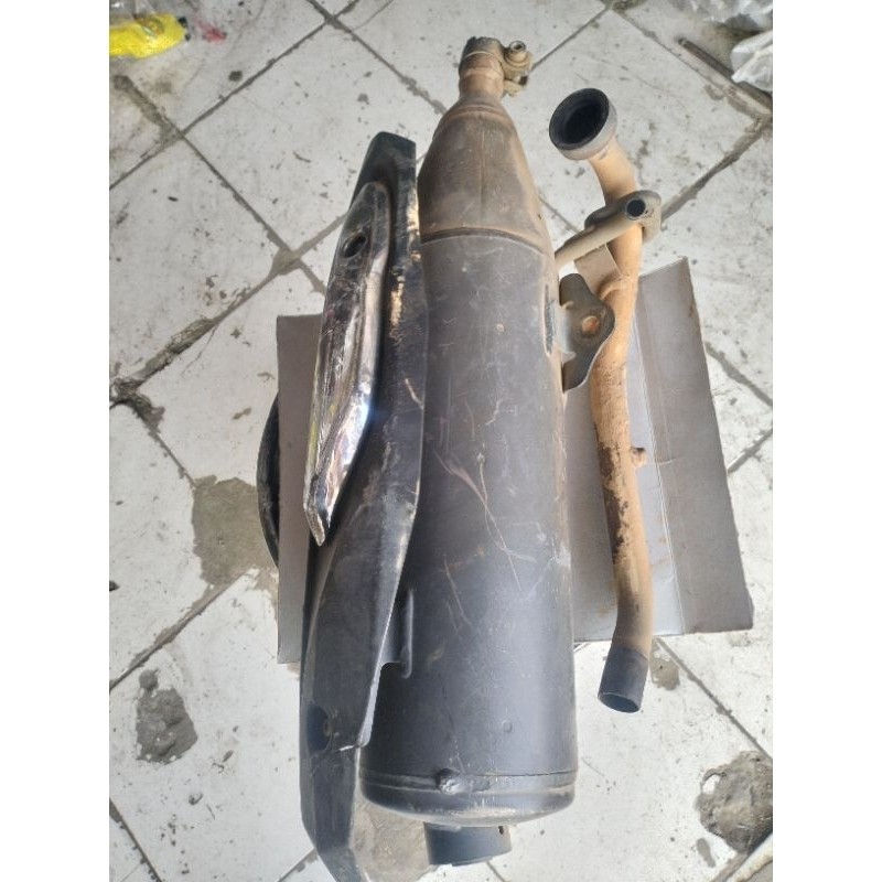 jual kenalpot Xeon karbu bekas seken original copotan motor