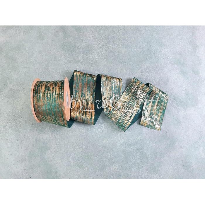 

Pita Kain Natal ; Mix Motif ; Lebar 5 cm ; Panjang 10 Yard - Hijau GarisEmas